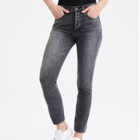 HIGH-WAISTED GIRLFRIEND JEAN - Picture 1 of 4